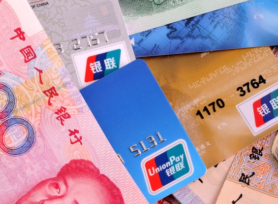 Číňané už mohou v ČR platit nejrozšířenějšími platebními kartami na světě